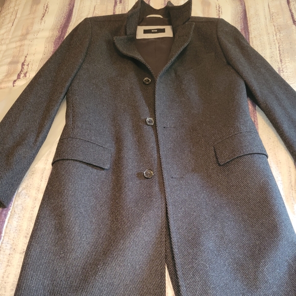 Hugo boss coat - Picture 6 of 8